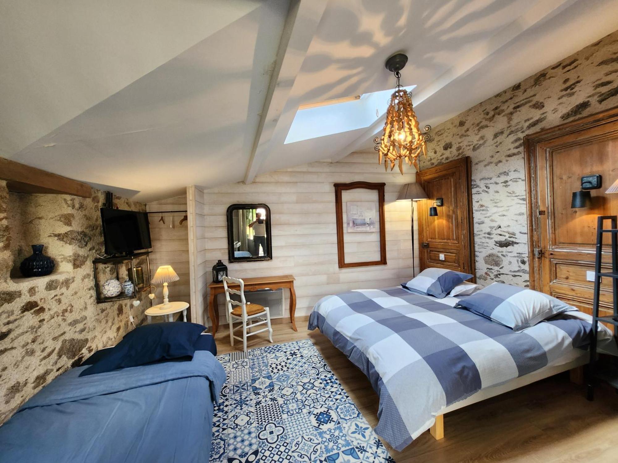 Les De La Forge Des Collines Bed & Breakfast Les Herbiers